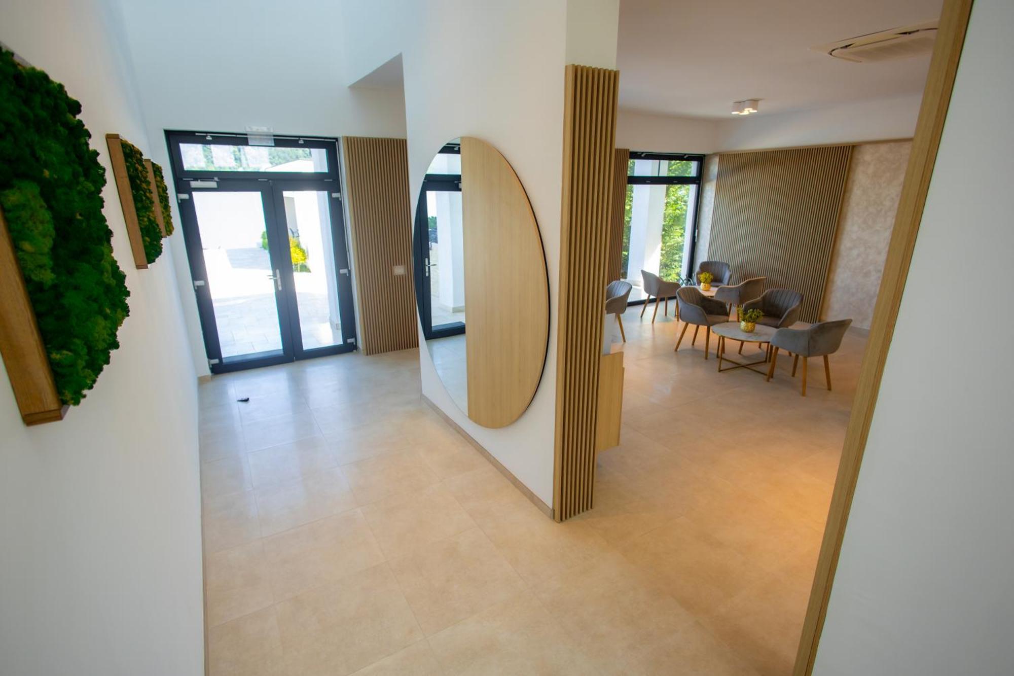 Hotel Yrys House - Adults Only Ieşelniţa Esterno foto